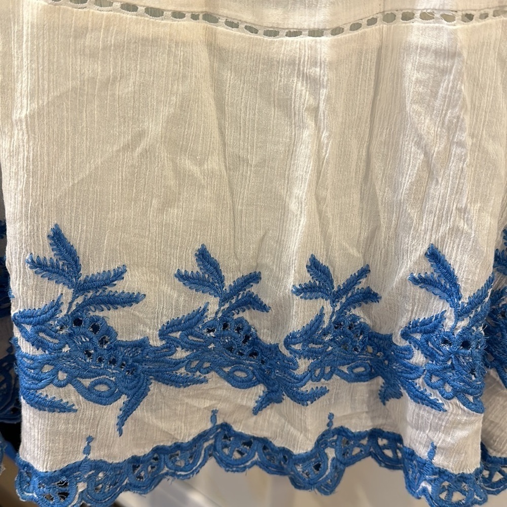 Boston proper white tunic/shirt ,Size XS - Picture 4 of 6